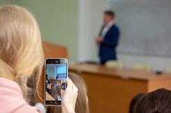 "Российский экологический оператор" провел лекцию для студентов МГРИ 
